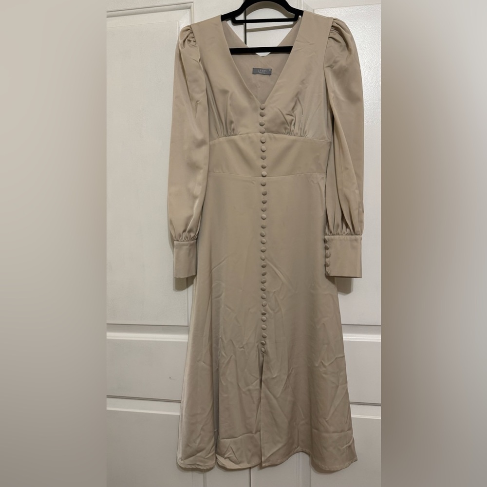 Lichi Designed in Frankfurt am Main Button-embellished midi dress - Picture 4 of 9